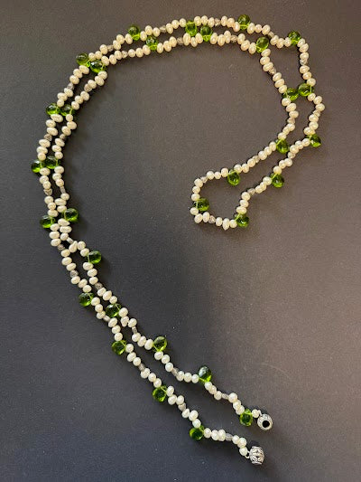 Lariat pearl and green teardrop necklace