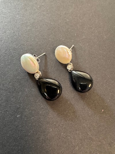 White pearl and black onyx earrings