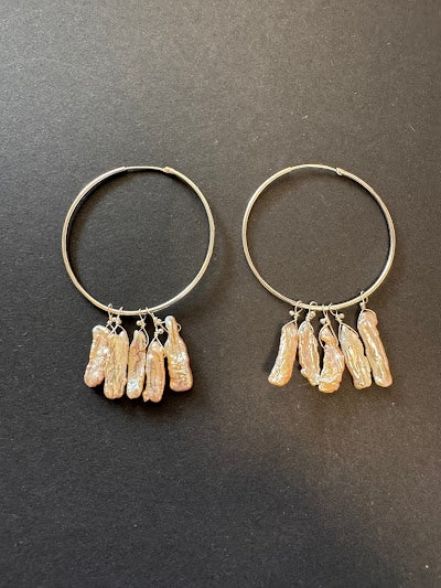 Natural-pink-hued stick pearl hoop earrings