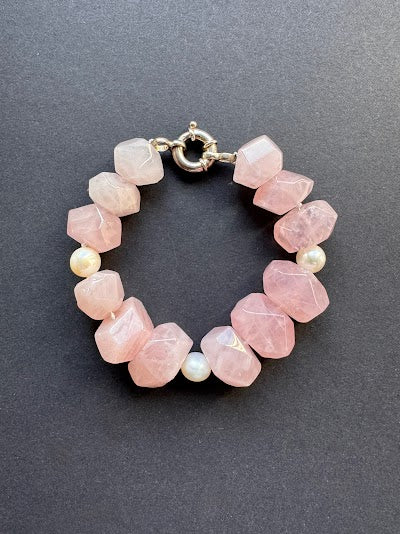 Faceted rose quartz and pearl bracelet