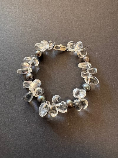 Black pearl and clear quartz bracelet
