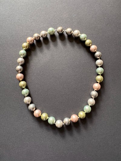 Pastel-hued 12mm shell-pearl necklace