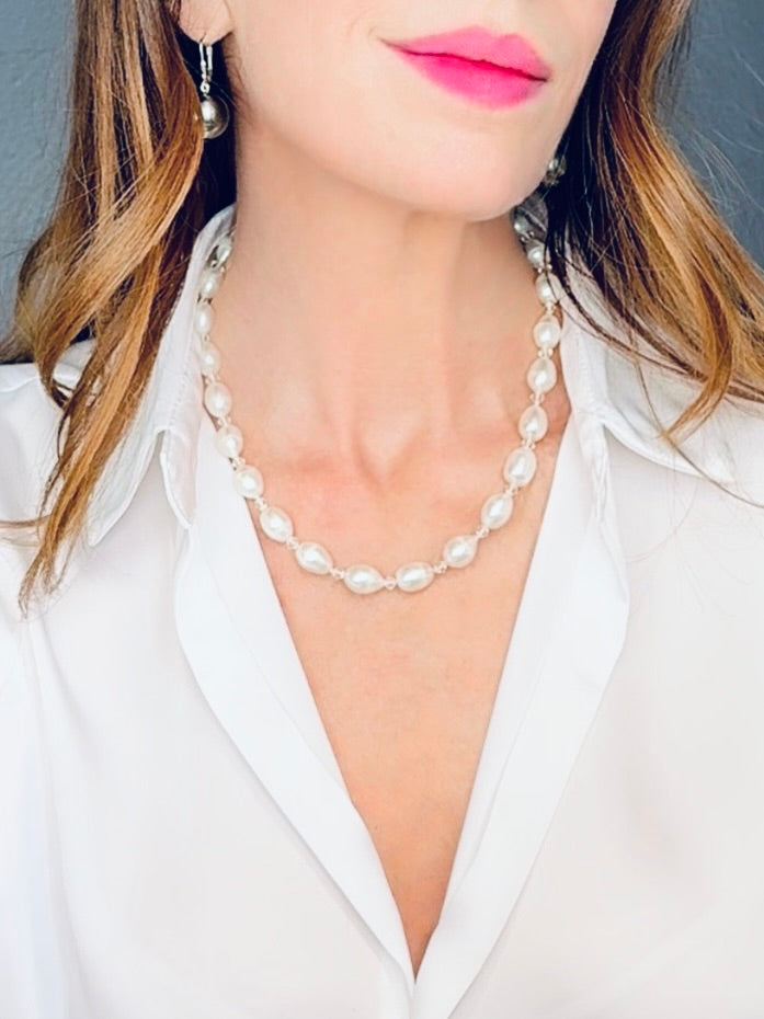 White pearl and clear faceted bead necklace