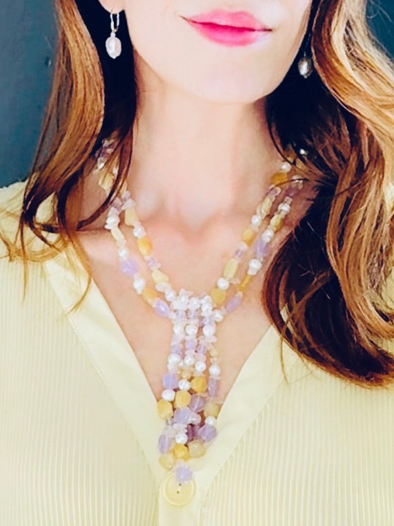 Y-shaped pearl and chalcedony necklace